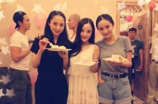 娱乐圈爆料李小露是谁啊,揭秘李小露的真实身份 第3张 娱乐圈爆料李小露是谁啊,揭秘李小露的真实身份 第3张
